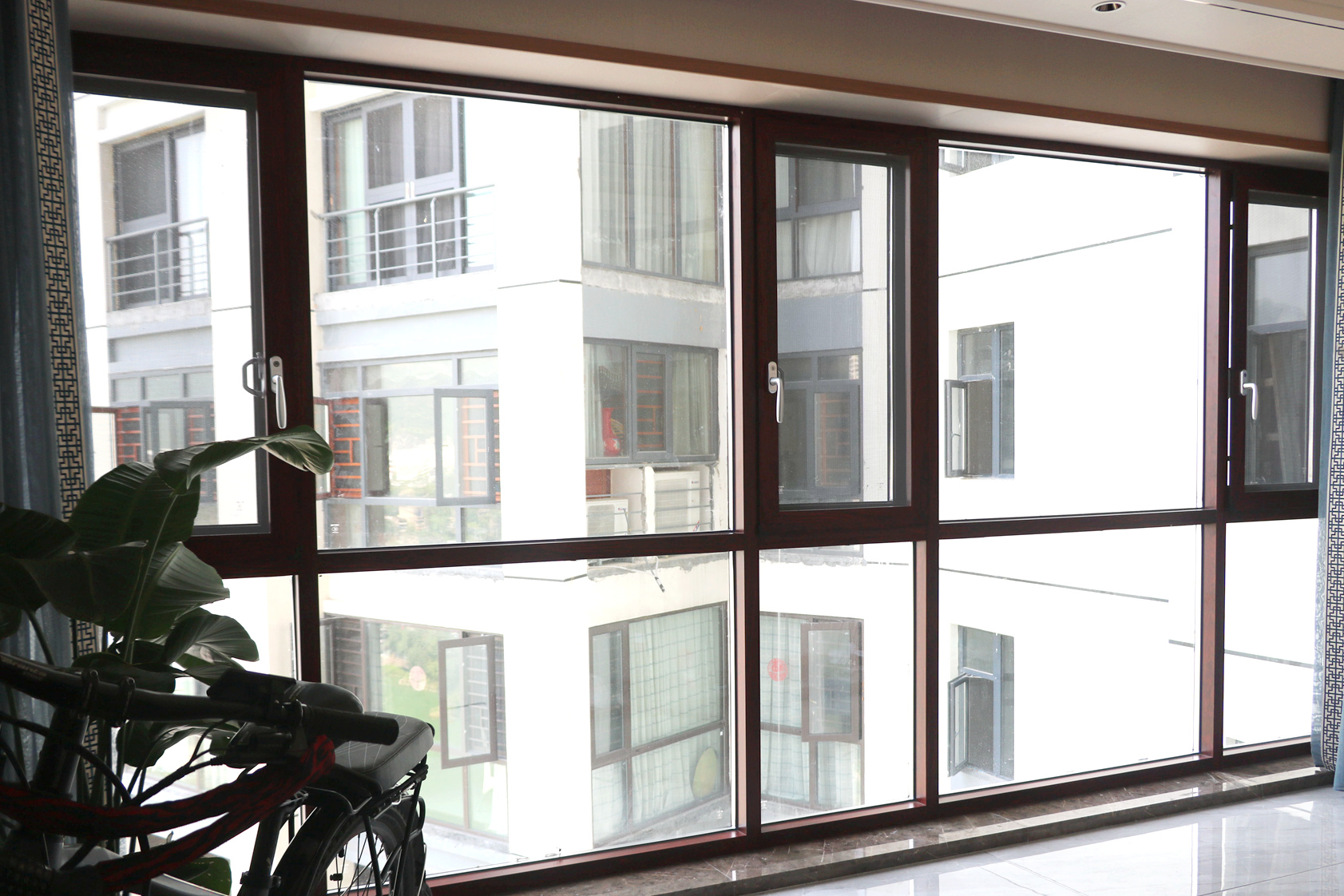 封陽臺廠家 安裝封陽臺需要注意的六件事